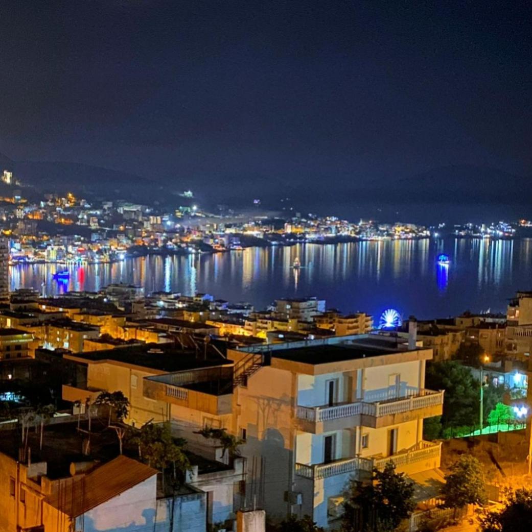 Apartments Sadiku With Sea View Sarandë エクステリア 写真